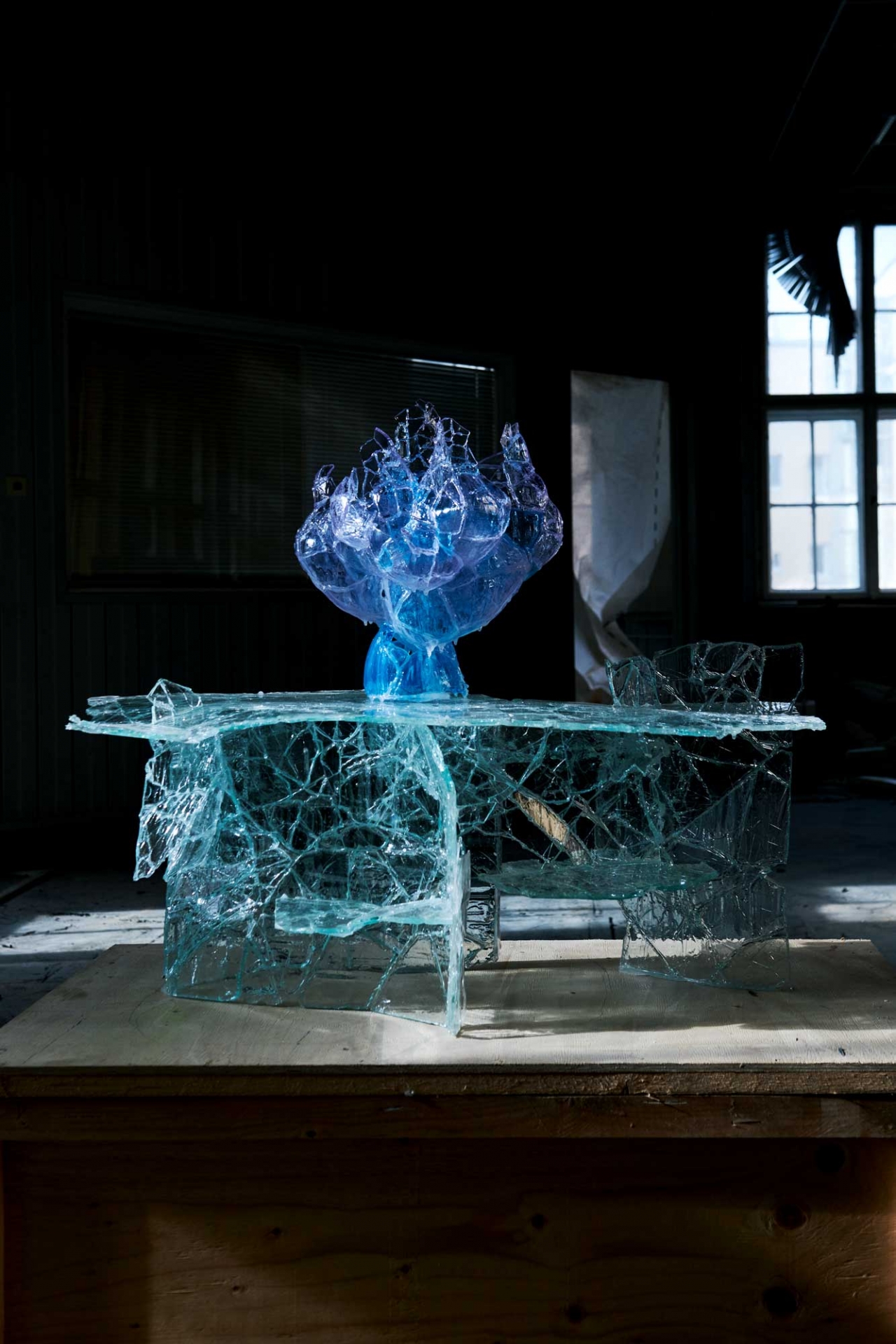 The Moravian Gallery and Designblok send the best Czech designers of glass, porcelain and ceramics to Milan. They will be presented in the unique Made by Fire exhibition at the Triennale Milano
