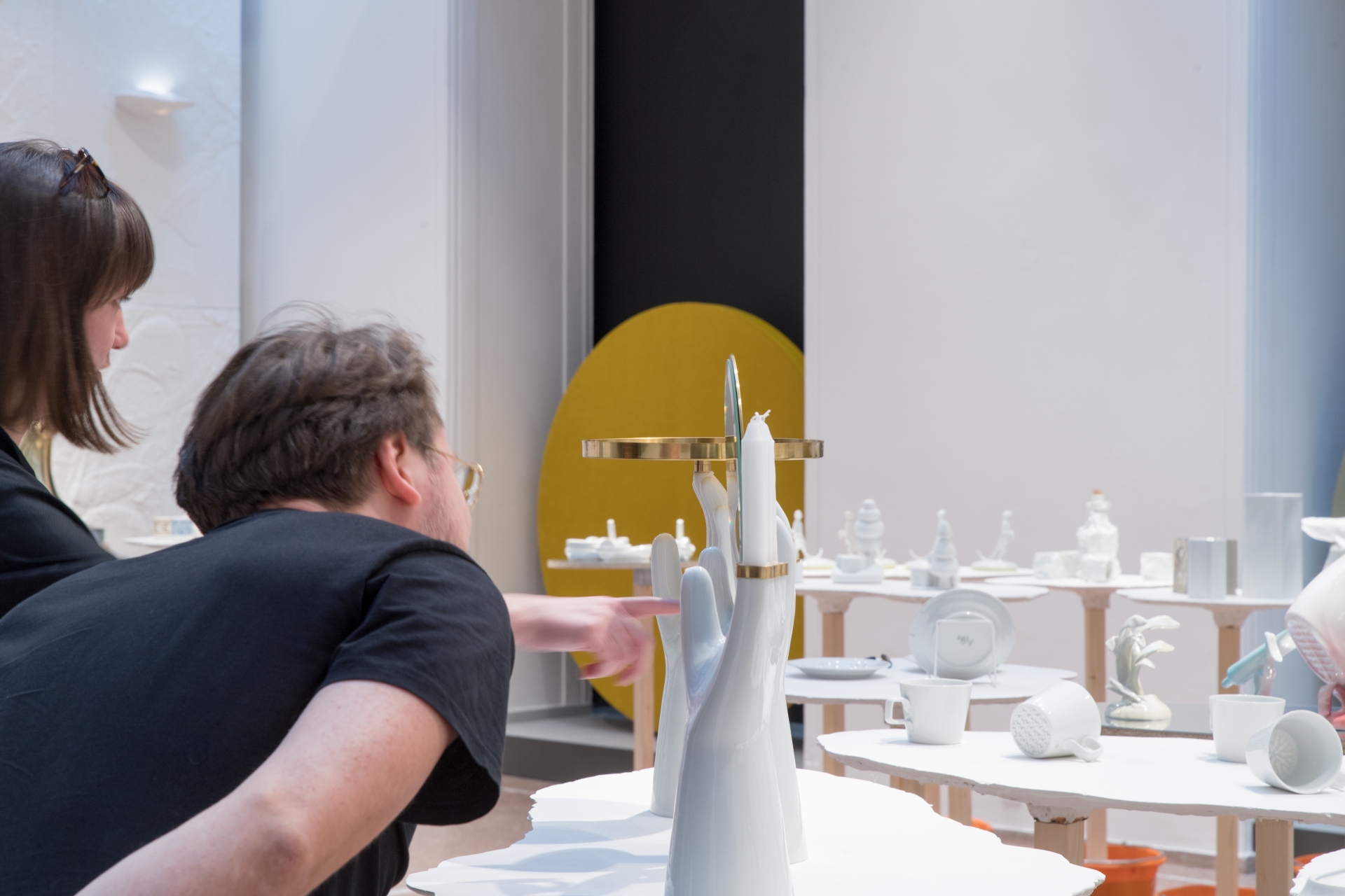 The exhibition Terra Alba – the New Wave of Czech Porcelain continues in the Museum of Decorative Arts in Brno